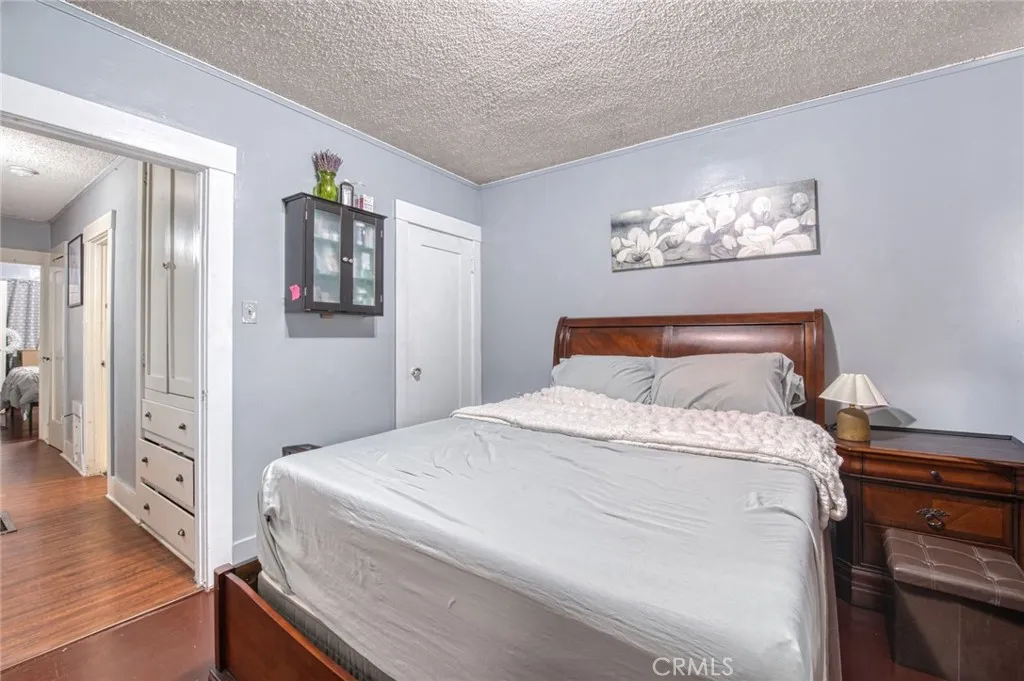 Los Angeles, California 90062, United States, ,Residential,Active,243819