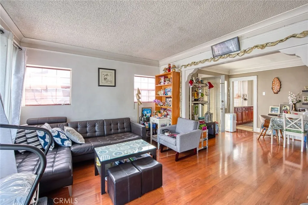 Los Angeles, California 90062, United States, ,Residential,Active,243819