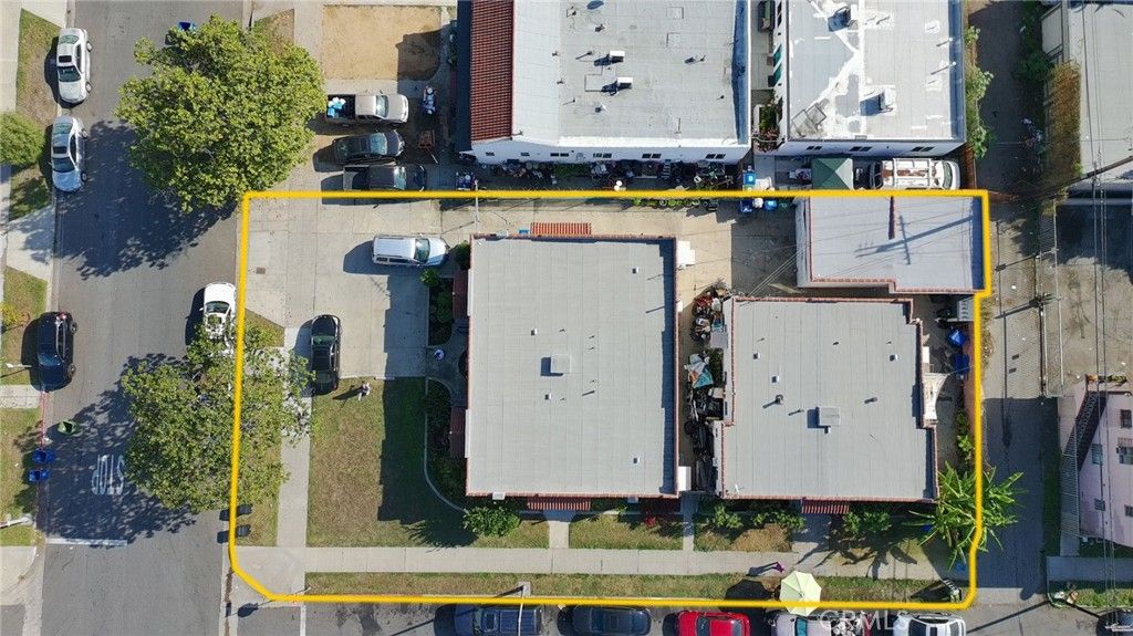 Photo of 3982 S Gramercy Pl, Los Angeles, CA 90062 (MLS # PW25259008)