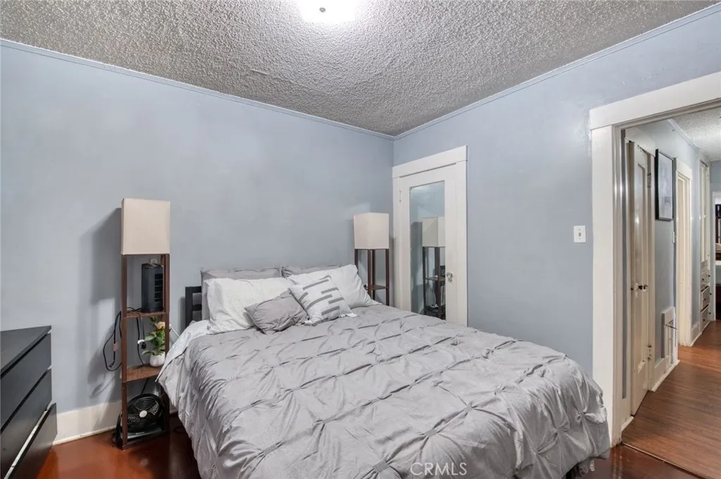 Los Angeles, California 90062, United States, ,Residential,Active,243819