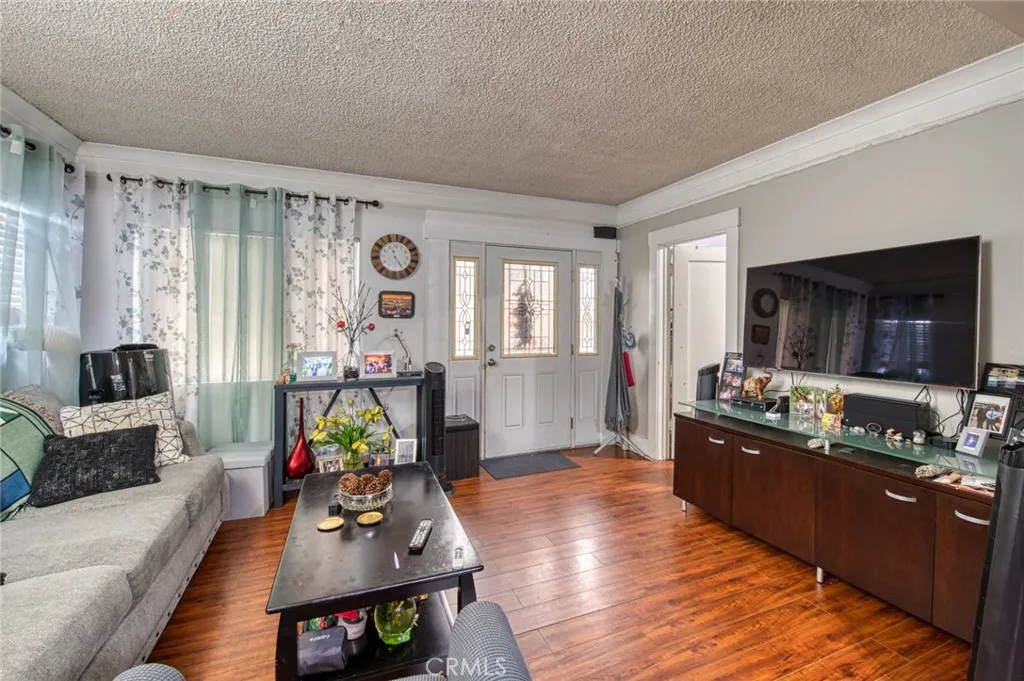 Los Angeles, California 90062, United States, ,Residential,Active,243819