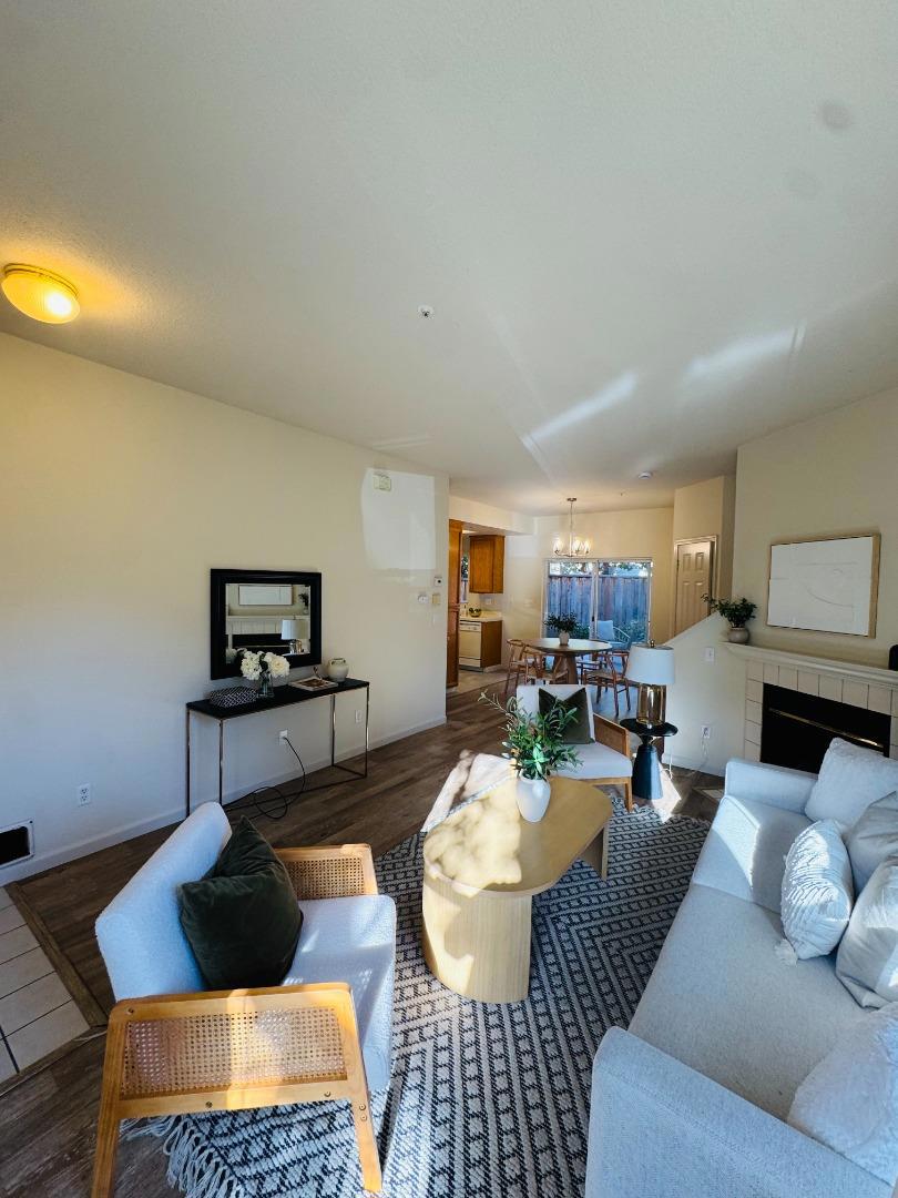 4175 Renaissance Drive 4