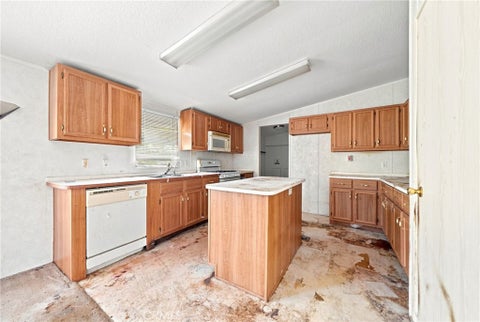 Tiny photo for 31130 S General Kearny Road #190, Temecula, CA 92591 (MLS # SW26198518)