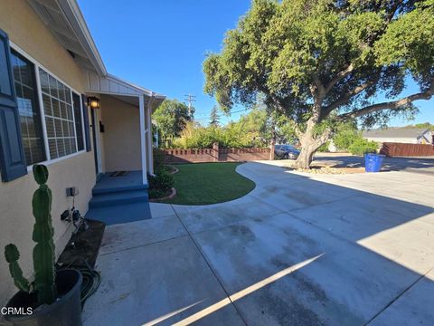 Photo of 2992 Casitas Avenue, Altadena, CA 91001 (MLS # P1-26655)