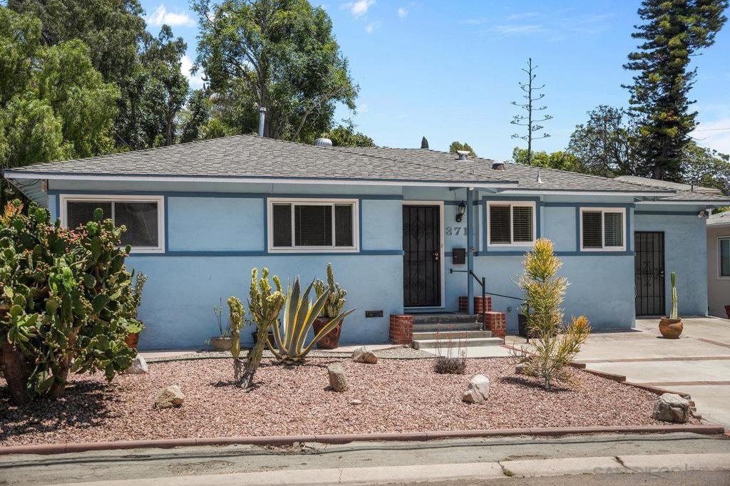 3711 Fairway Dr