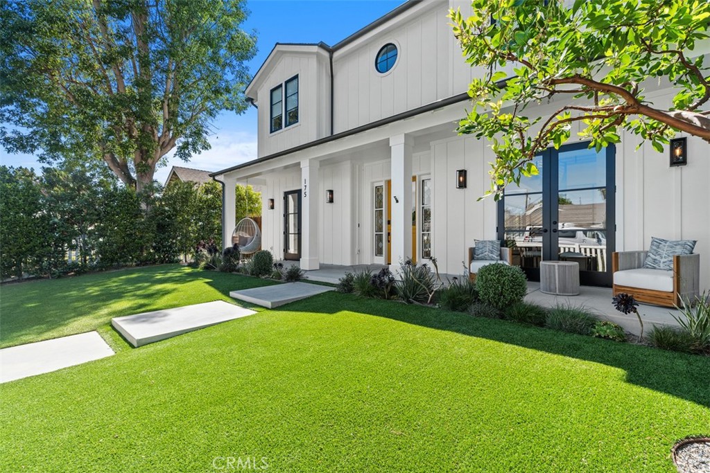 175 Costa Mesa