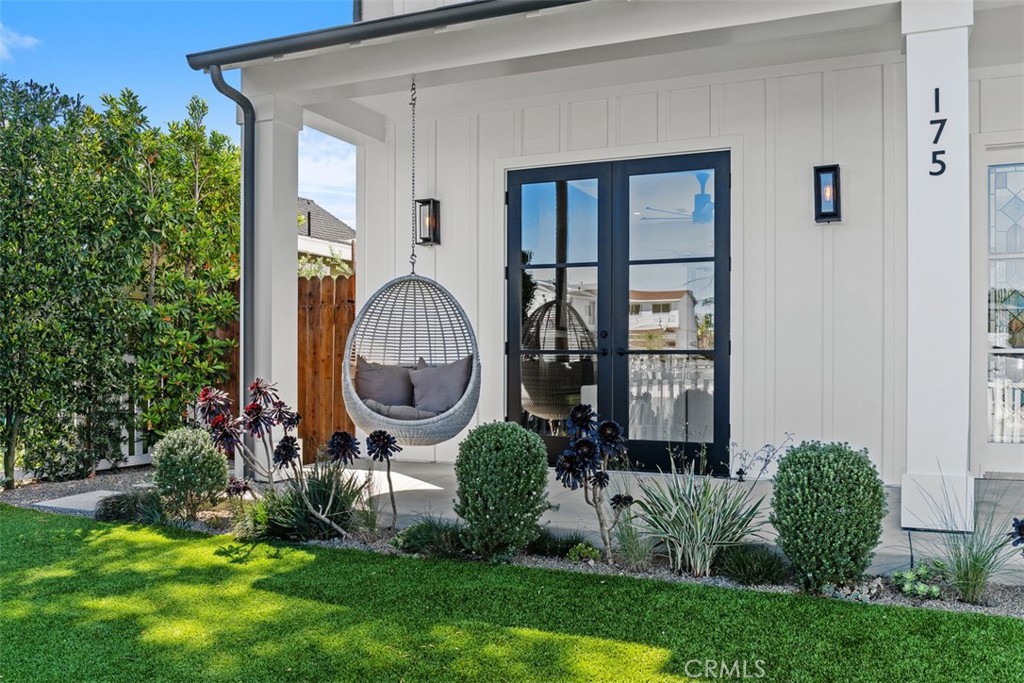 175 Costa Mesa
