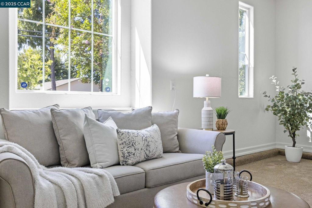 BRENTWOOD - Residential