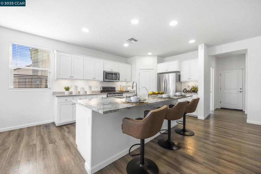 BRENTWOOD - Residential