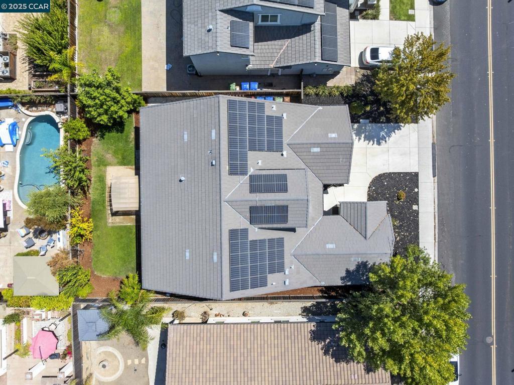 BRENTWOOD - Residential