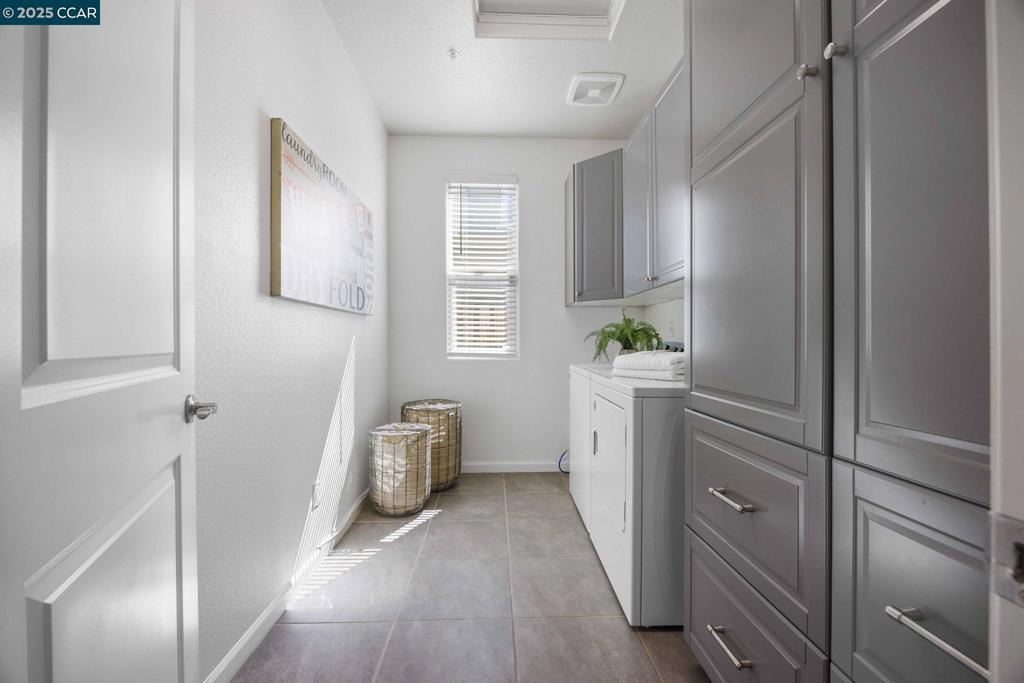 BRENTWOOD - Residential