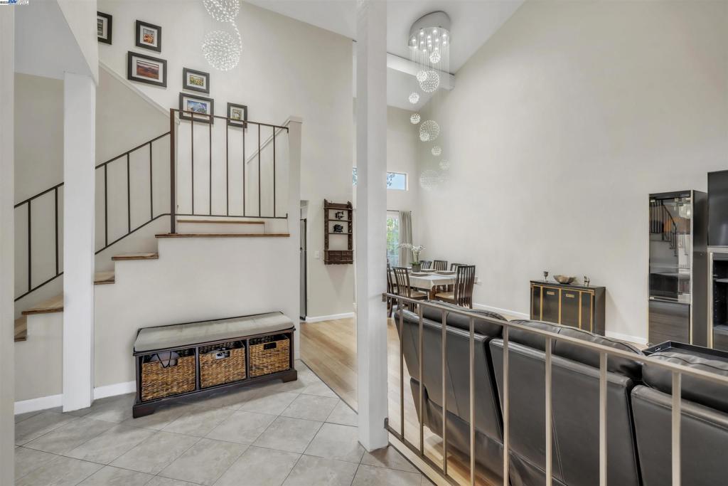 CENTRAL HAYWARD - Residential