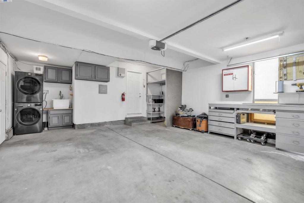 CENTRAL HAYWARD - Residential