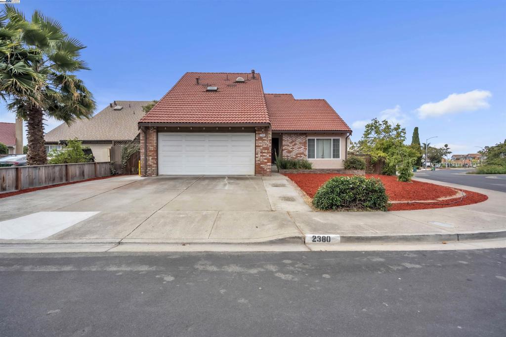 CENTRAL HAYWARD - Residential