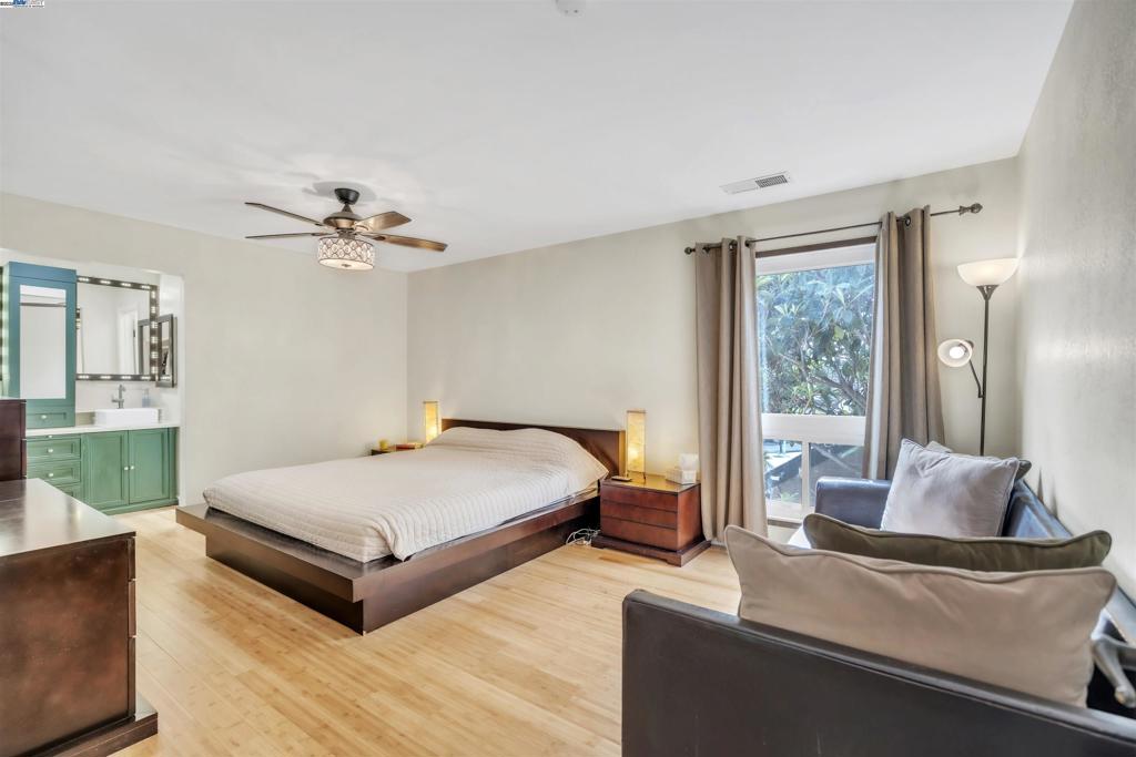 CENTRAL HAYWARD - Residential