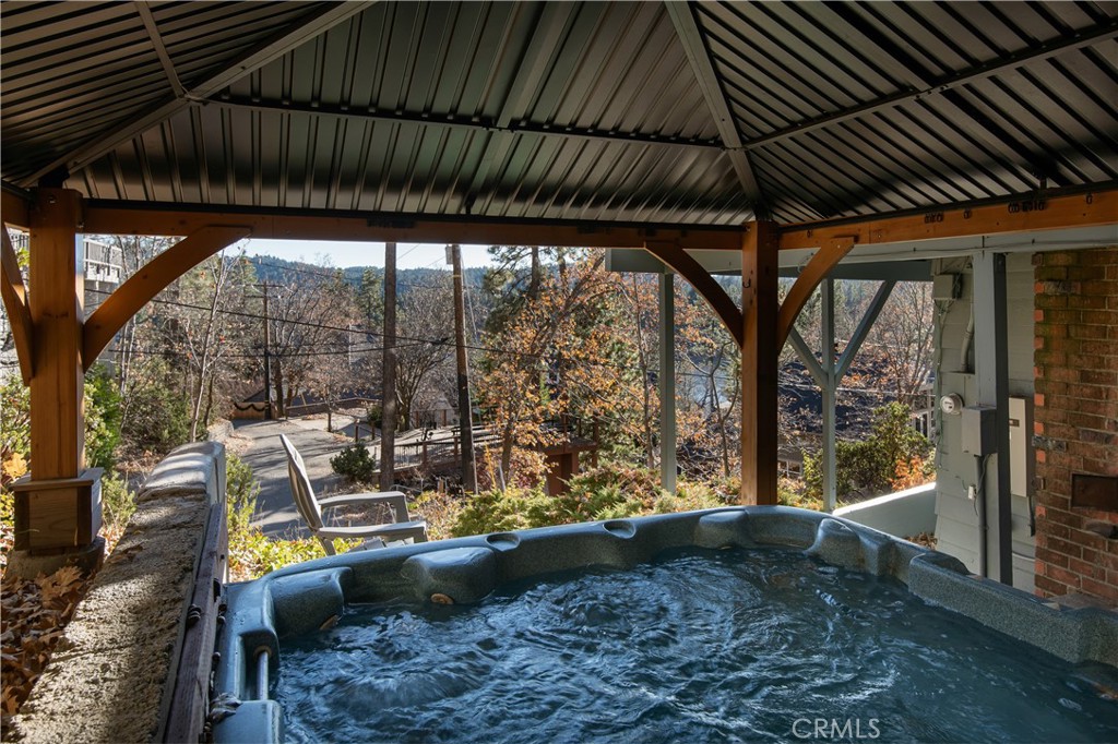 Arrowhead Woods (AWHW) - Residential