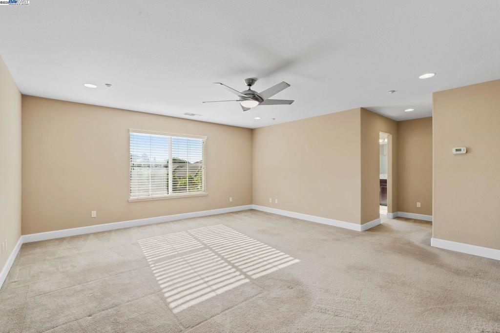 BRENTWOOD - Residential