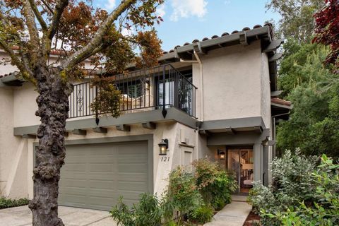 Photo of 121 Rio Vista Vis, Los Gatos, CA 95032 (MLS # ML82041606)