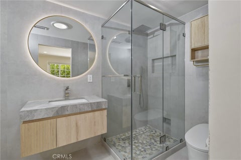 Tiny photo for 7152 Pomelo DR, West Hills, CA 91307 (MLS # OC26164799)