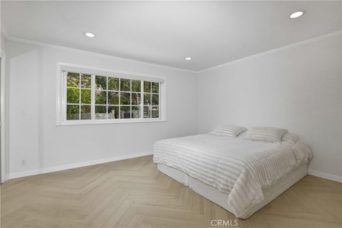 Tiny photo for 7152 Pomelo DR, West Hills, CA 91307 (MLS # OC26164799)