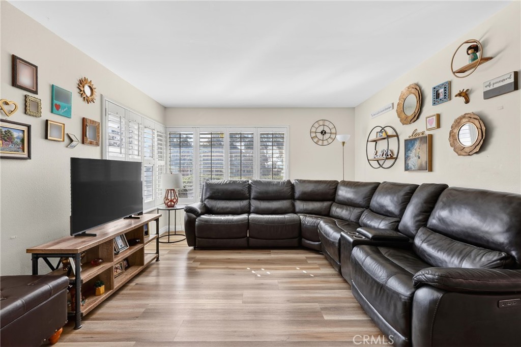 2130 Eveningside
