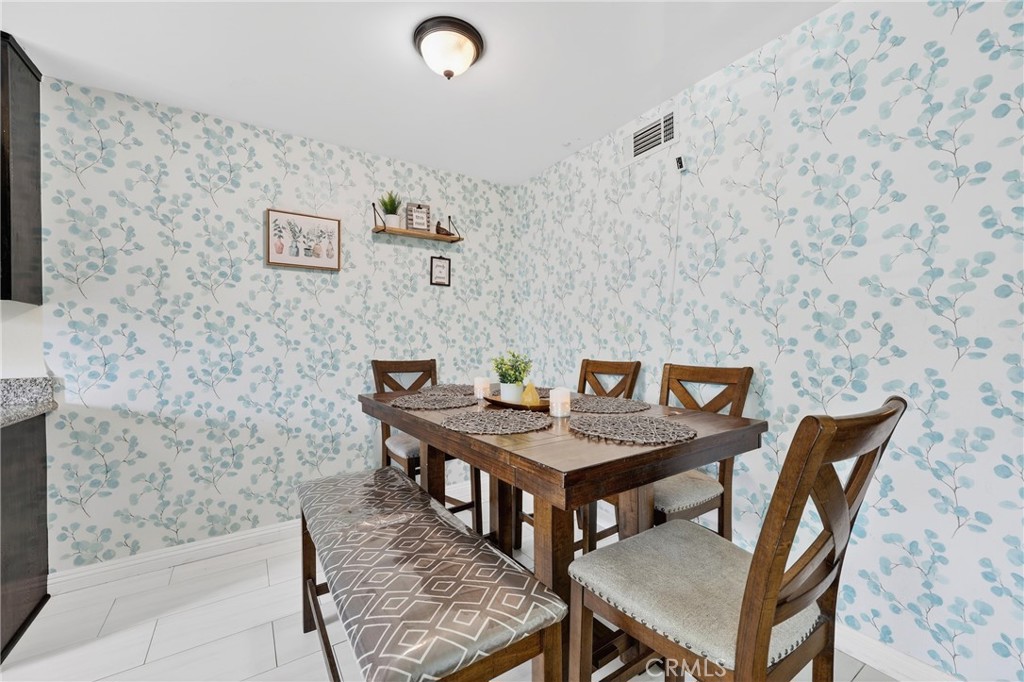 2130 Eveningside