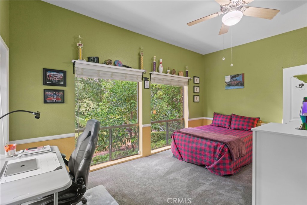 Village (TV) - Residential