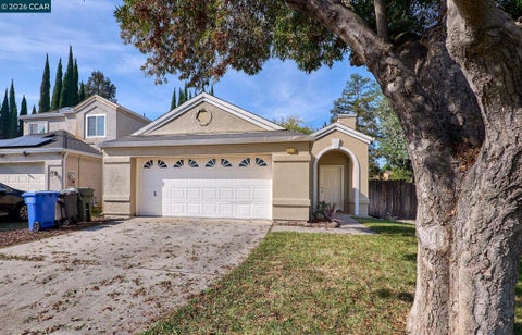 Photo of 1115 Quail Valley Run RUN, Oakley, CA 94561 (MLS # 41152326)