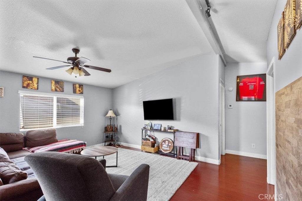 9080 Bloomfield 126