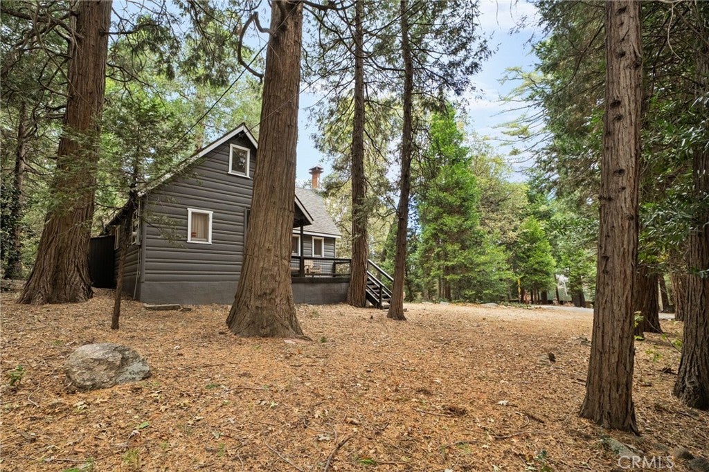 Photo of 782 W Village LN, Crestline, CA 92325 (MLS # IG26228257)