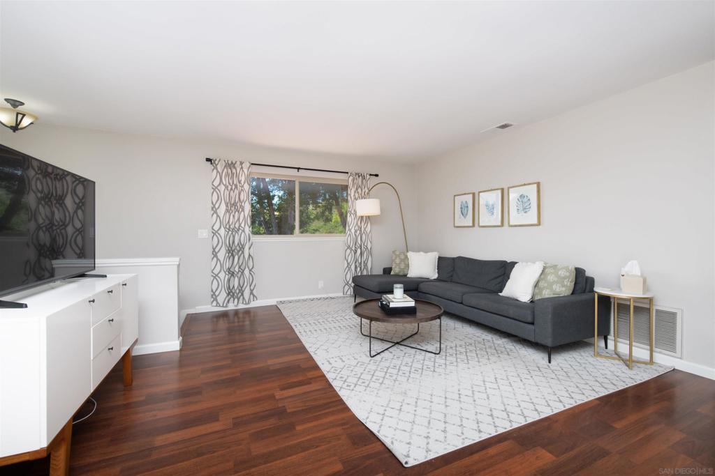 6581 Camino Capistrano