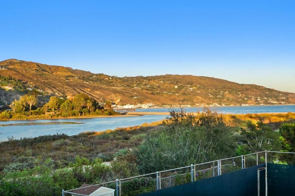 Photo of 23349 Malibu Colony Road, Malibu, CA 90265 (MLS # ML82026613)