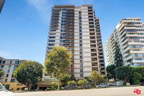Photo of 10445 Wilshire Boulevard #504, Los Angeles, CA 90024 (MLS # 26870585)