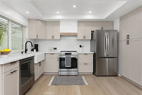 17738 Plaza Acosta San Diego CA 92128