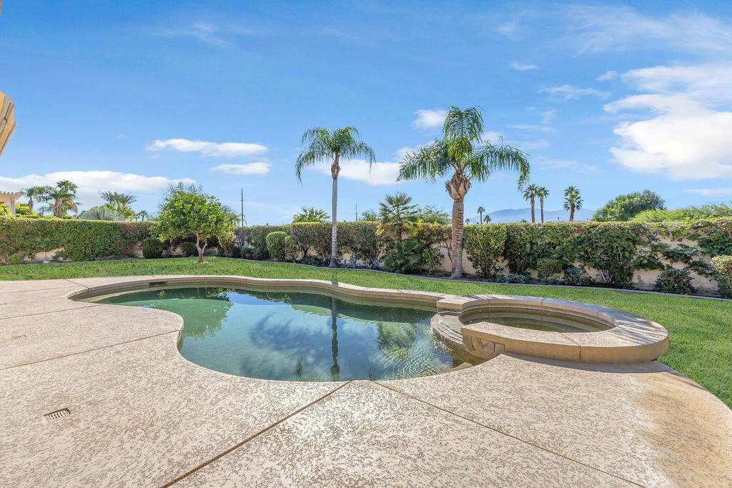La Terraza Vintage Estates - Residential