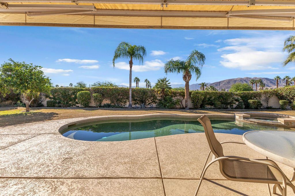 Photo of 29 Calle La Reina, Rancho Mirage, CA 92270 (MLS # 219137195DA)