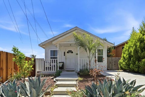 Photo of 321 Hill Street, Hollister, CA 95023 (MLS # ML82056993)