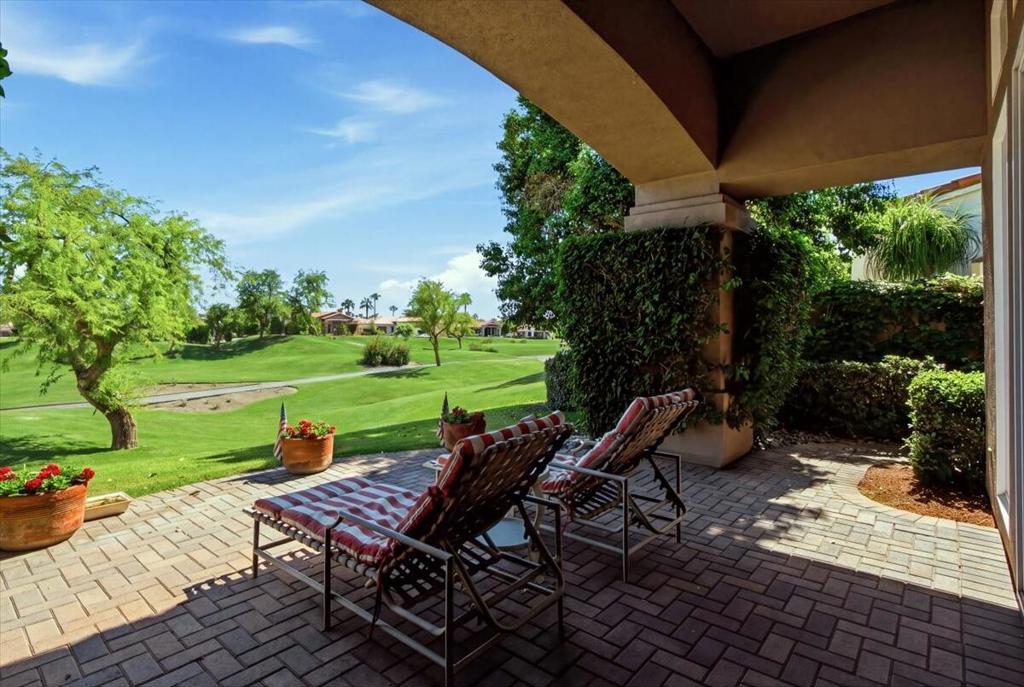 384 Tomahawk Drive
