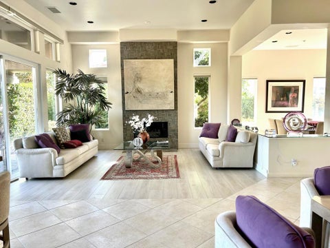 3 beds bed, 3.5 baths bath property at 384 Tomahawk Drive, Palm Desert, CA 92211