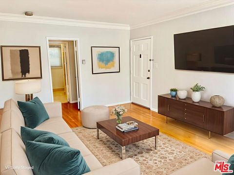 Photo of 1269 N Crescent Heights Boulevard #1271 1/4, West Hollywood, CA 90046 (MLS # 26657129)