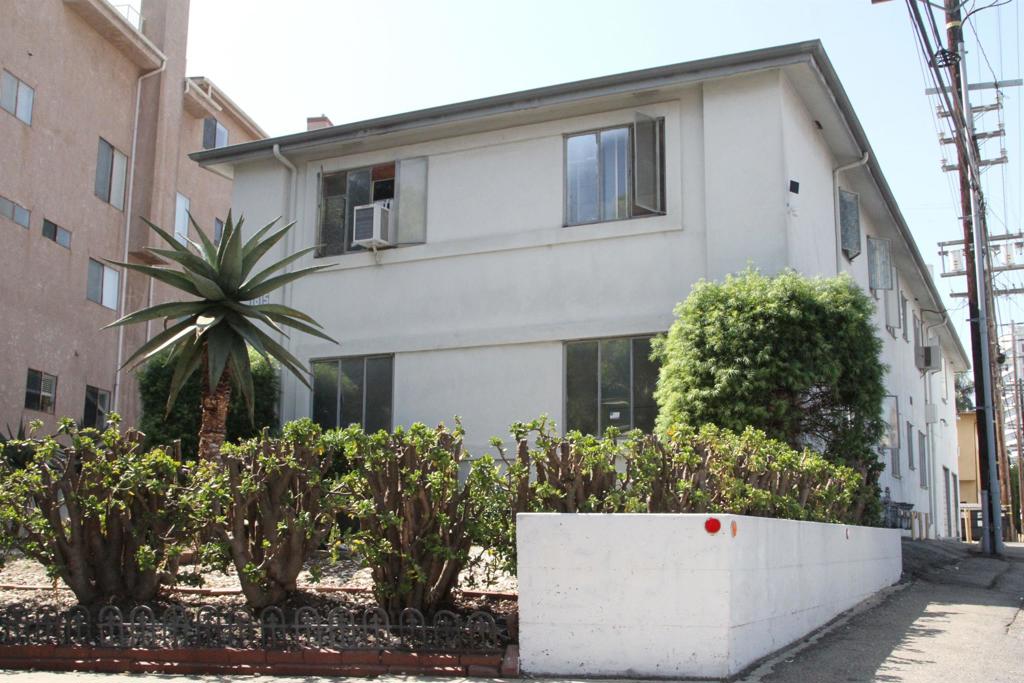 Properties 1 1815 Greenfield