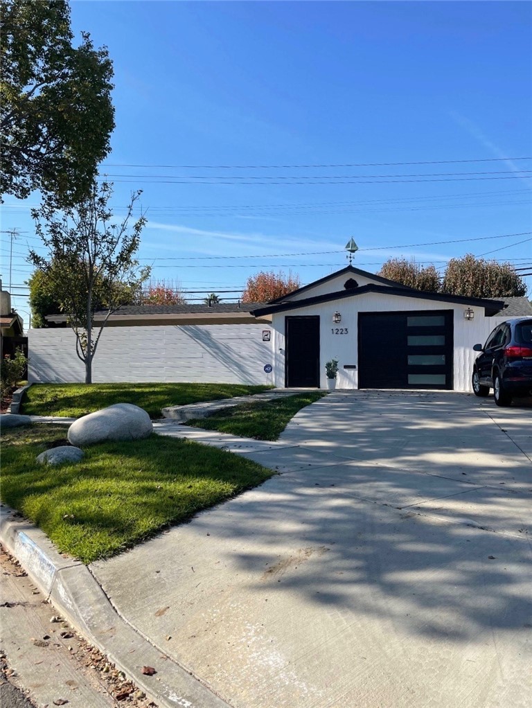 Rarely available single story single family home in the Los Altos neighborhood of East Long Beach! Welcome to this upgraded open concept light and bright home on a frontage street cul-de-sac now available for rent. 3 bedrooms 2 baths and fenced private backyard, 1 car garage with electric charging station and driveway to park 2 more cars. Great house seeking new renters to call it home for the next year! Available August 15 or sooner. Property is currently painted and will be delivered freshly painted inside!