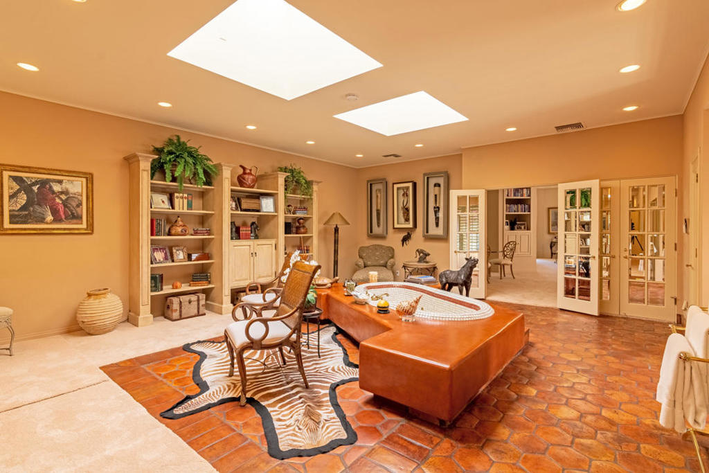 Old Las Palmas - Residential