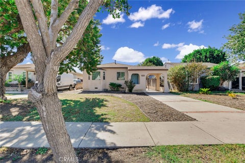 Photo of 4208 W 141st ST, Hawthorne, CA 90250 (MLS # SB26201078)