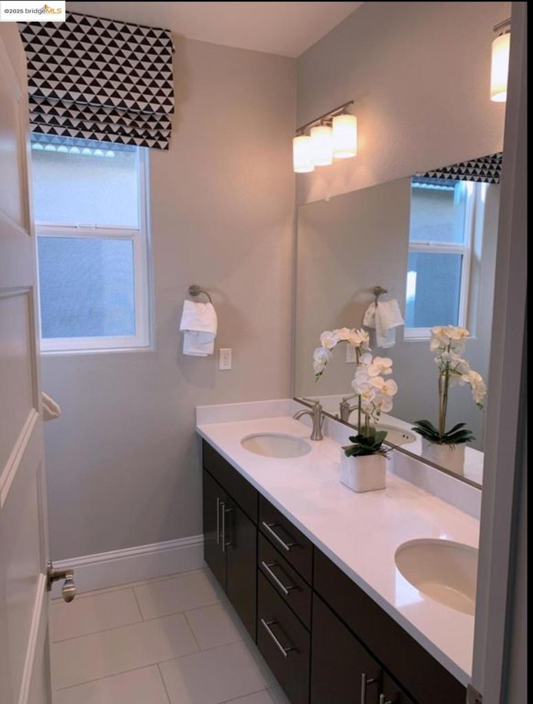 BRENTWOOD - Residential Lease