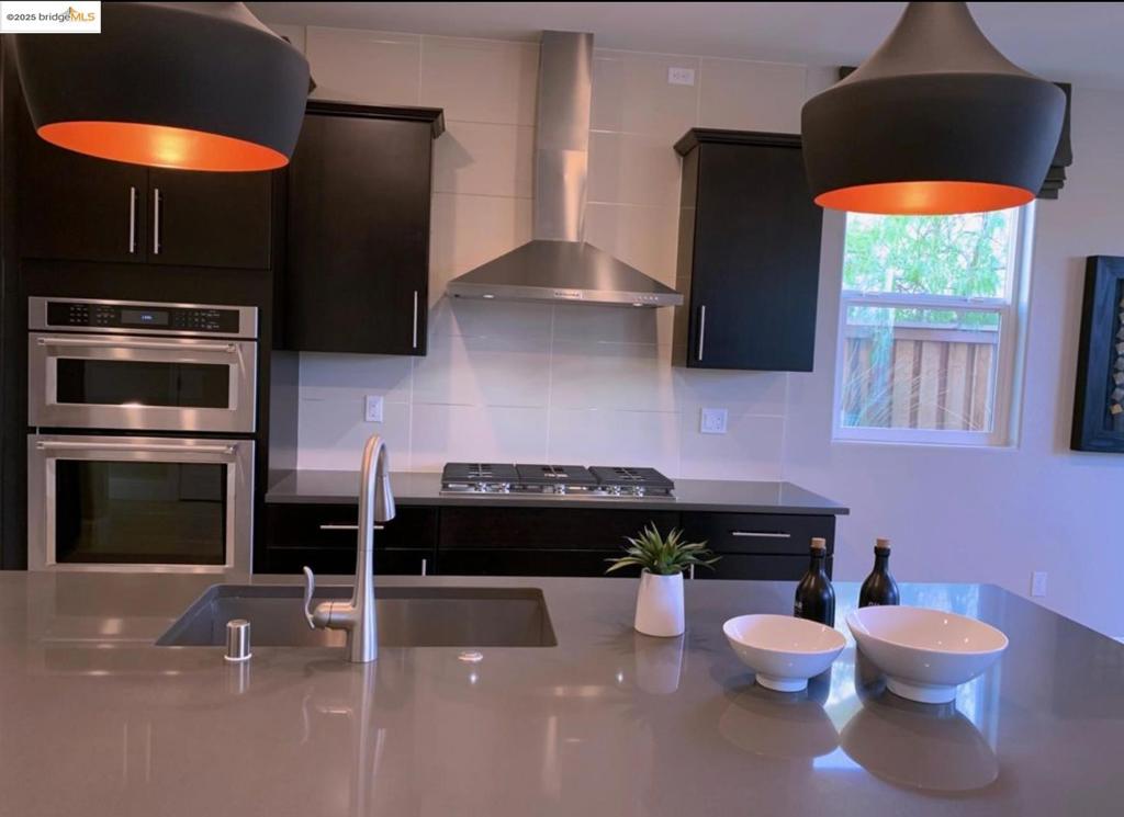 BRENTWOOD - Residential Lease