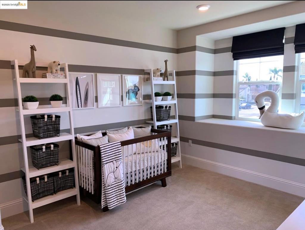 BRENTWOOD - Residential Lease