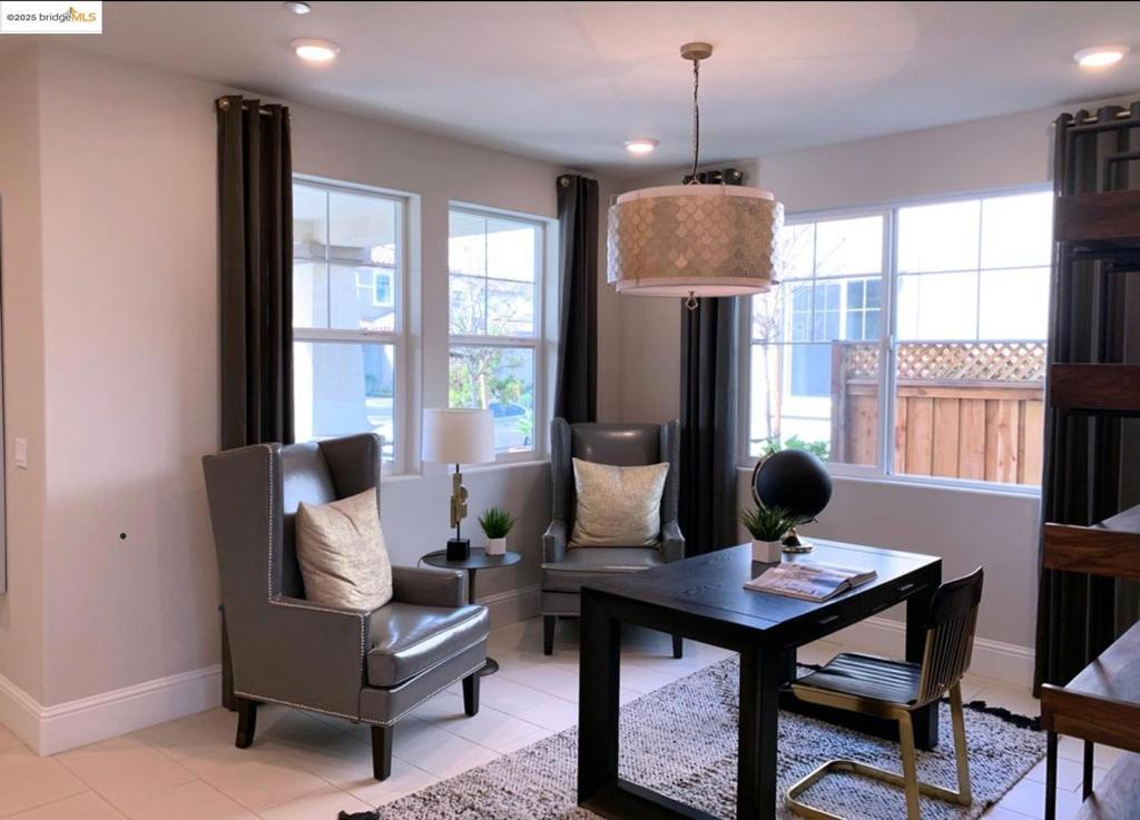 BRENTWOOD - Residential Lease