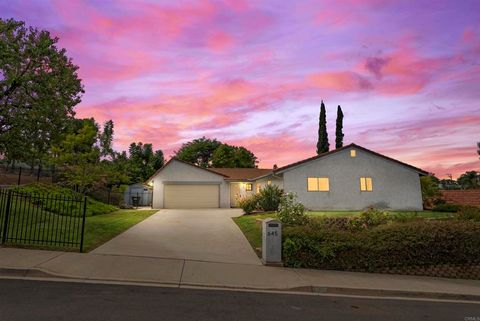 645 Rainbow Place Escondido CA 92027