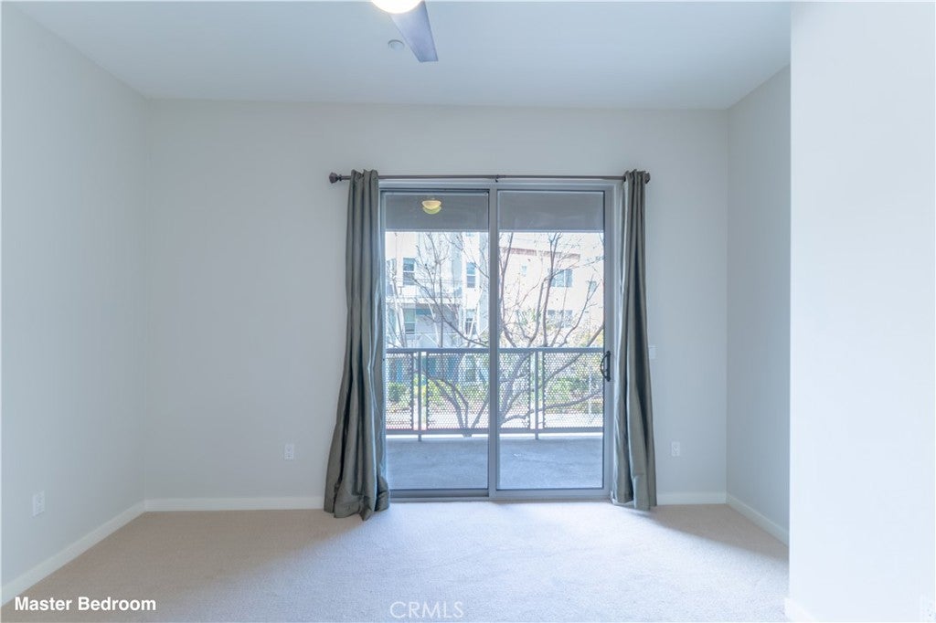 Photo of 21 Gramercy #219, Irvine, CA 92612 (MLS # NP26191820)